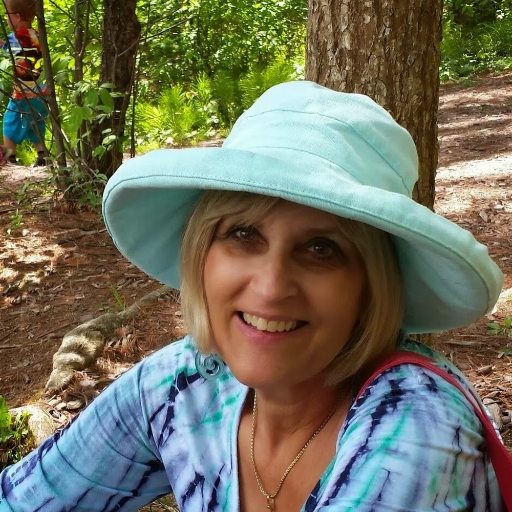 Meet your Posher, Nancy